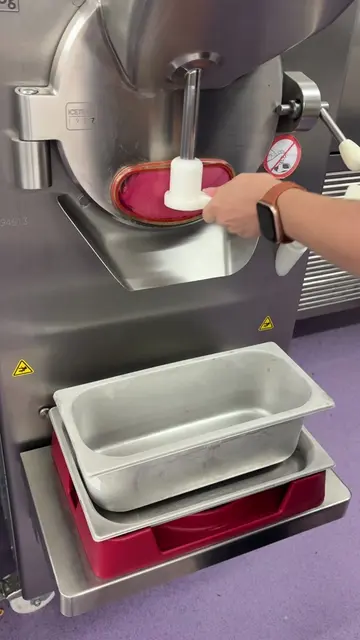 Guess the flavour of sorbet we are making today! 🍧 #dollysdesserts #sorbet #fru