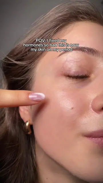 Balanced hormones = clear skin 1. Take your magnesium and zinc daily 2. Drink yo