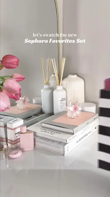 let’s swatch the new Sephora Favorites Gleamy Dreamy set 💕🌸✨ @sephora @Haus La