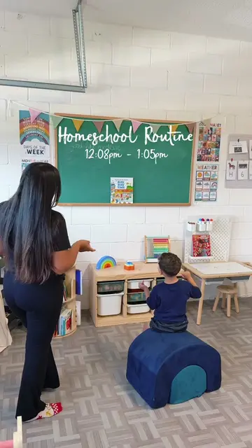 Homeschool Routine with my 2.5 year old 📚✏️ #homeschoolpreschool #preschoolatho