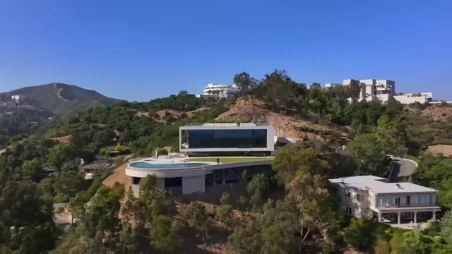 Los Angeles Mansion #wealth #mansion #rich #fyp #money 