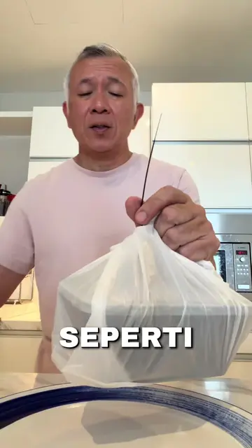 Balik holiday mesti cari nasi lemak dulu betul tak? #malaysian @Nasi Lemak Shop 