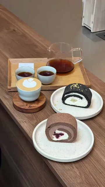 Melbourne ANOTHER HIDDEN LANEWAY CAFE 👀  advanced coffee machines, super fluffy