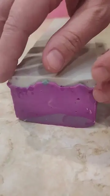 The best part is always the reveal. 🌸✨ Peeling back the mold to see all the det