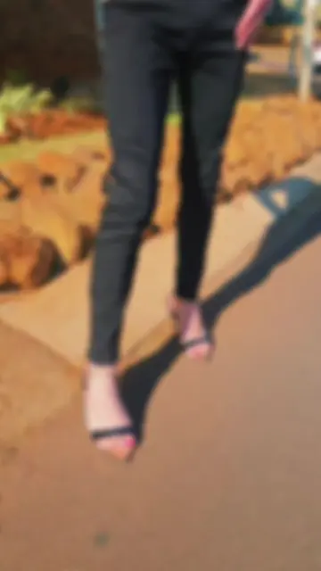These heels where made for slaying !!! #walk  #heels  #OOTD  #fashion  #tiktokso