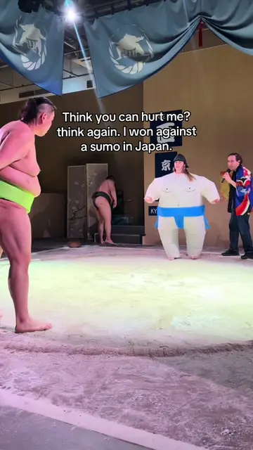 Think again buddy 💪🏻💪🏻 #travel #japan #sumo #strong #joke 