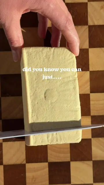 Don’t throw away your pickle juice!! It makes for one of the best tofu marinades