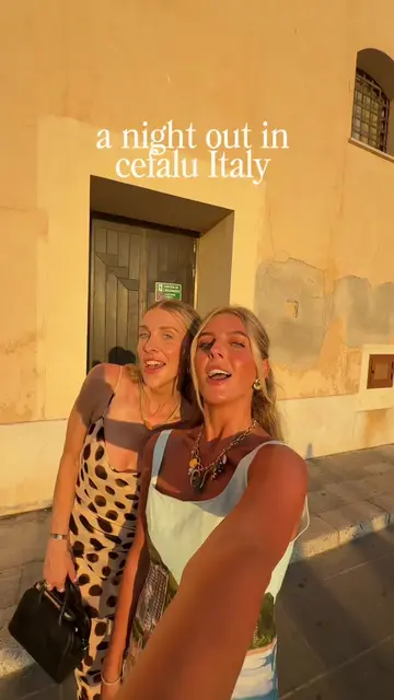 If you come to cefalu you HAVE to go to Sunset drinks here!! @Madison and I were