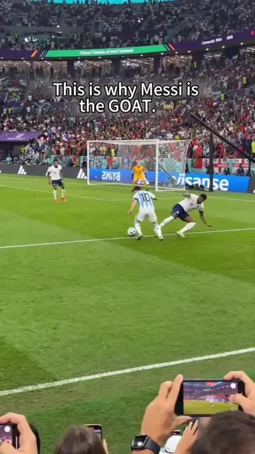 Messi embarrassed Bellingham. 😭🐐 This is exactly why Messi is the GOAT. ✨⚽ Mes