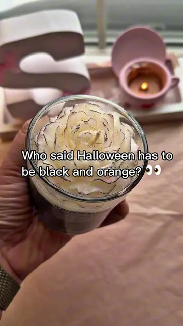 Everyone expects orange pumpkins for Halloween… 🎃 I wanted something different.