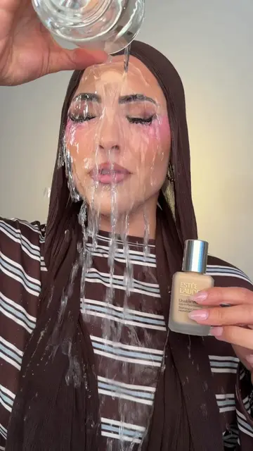 Reformulated @Estée Lauder double wear foundation review + water test 👀 Is it a