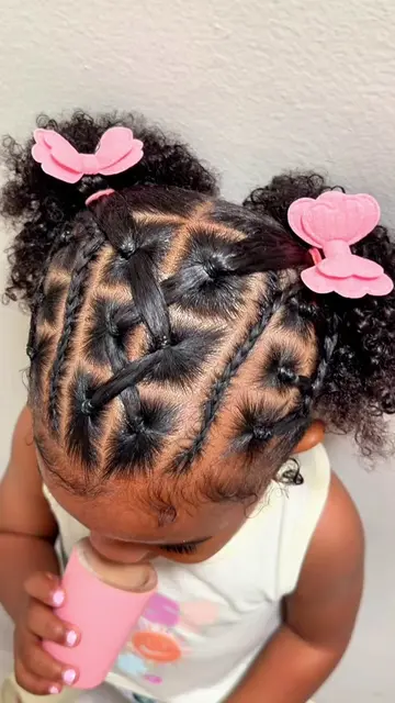 This just might be my favorite rubberband & braided hairstyle I’ve done on my da