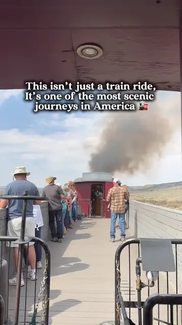 🚂 Did you know you can cross between Colorado and New Mexico 11 times in a sing