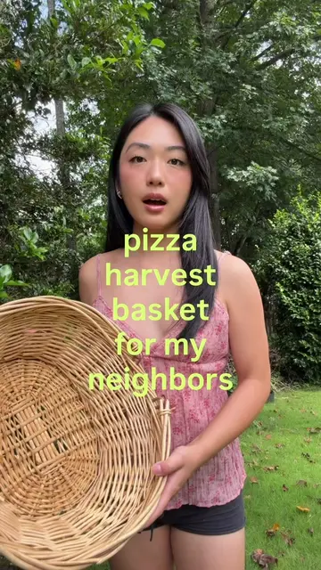 have to share with my other neighbors too! hope they have an abundant pizza part