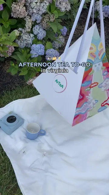 You can get an afternoon tea tower to-go at @artea.mclean! It serves 5-7 people 