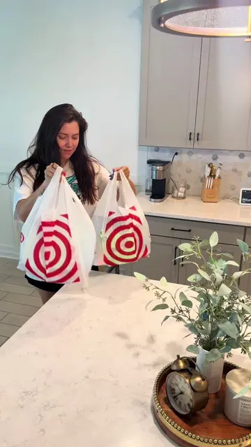 Surprise travel backpack for my independent queen!🧳💺✈️ #travelbackpack #travel