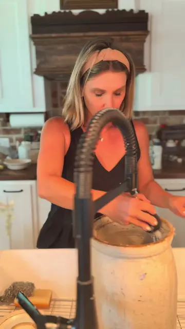 Before you say “how did you not see that?!” I filled it up with water then squir