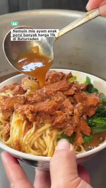 MIE AYAM SEBRUTAL INI CUMA 11 RIBU?! 😱🍜 Mie Ayam Pak Untung yang bikin aku ben