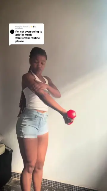 Replying to @Ashraf𓃵⚡️⚽ Small dumbbells are great for beginners as you get stro