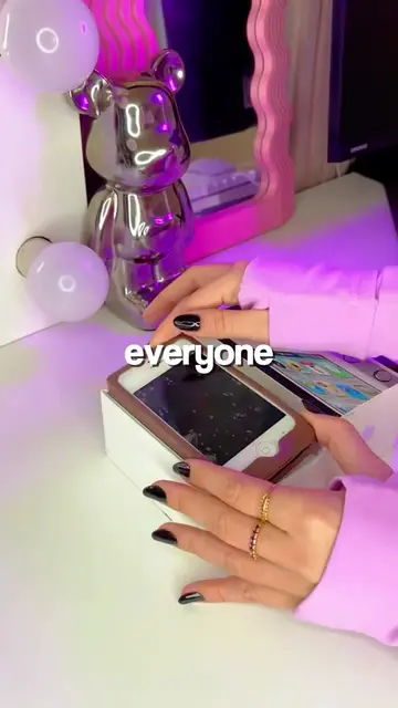 iPhone 3s 👾💘 #iphone #cleaning #storytime #asmr #tiktokgrowthchallenge 