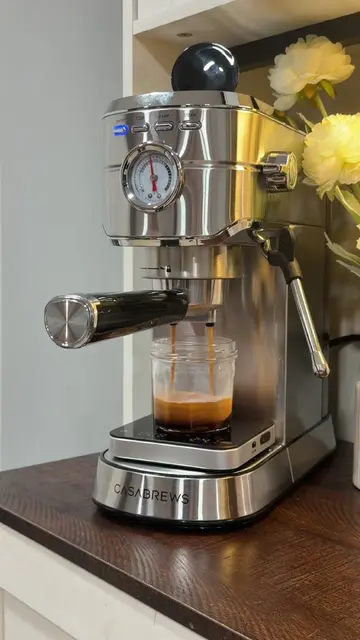 the easiest & affordable espresso machine I’m obsessed 🥰 ##casabrews##fyp##coff