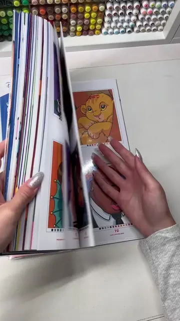 Simba✨ ASMR relax coloring #asmr #asmrcoloring #arttherapy #relaxing #acrylicmar
