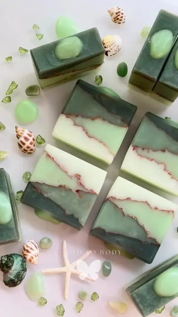 🫧 sea glass soap is my final batch for my next soap drop! I adore this creation