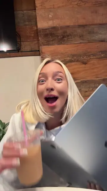 The AI edit on @Captions is my editing life saver 🤝👩🏼‍💻 #entrepreneur #vibec