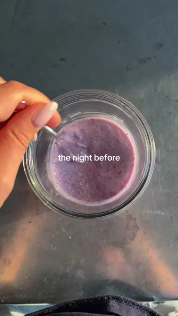 don’t forget to prep your chia 🪬🫐🫧 #blueberrychia #wellness #chiapudding #yog