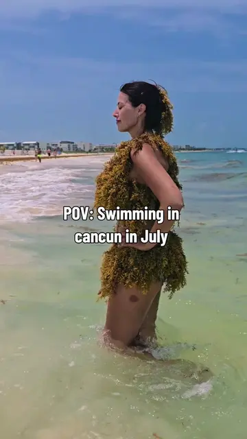 I became one with my inner mermaid. 🧜‍♀️🌊 #cancunmexico #seaweedswimsuit #sarg