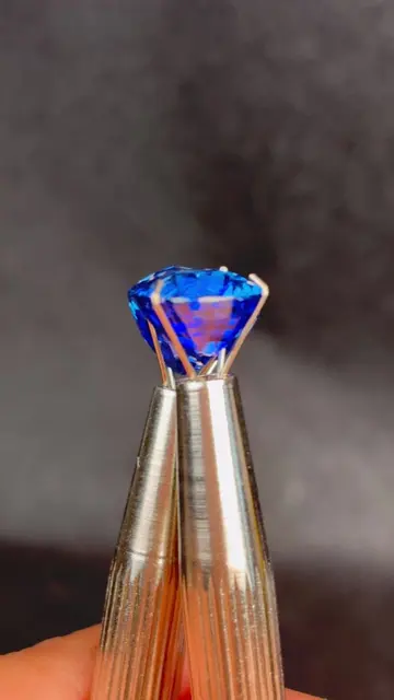 Three Royal Blues. Can you tell which is Tanzanite? 15.45 CT Heart Royal Blue Ta