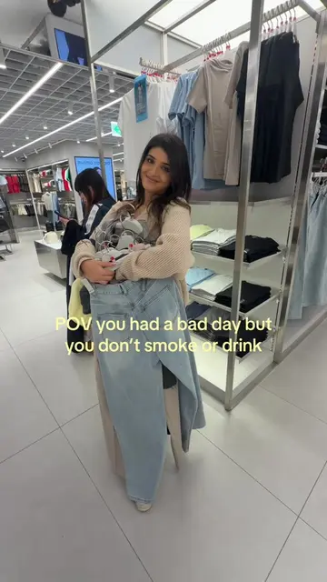 Jokes this is me everyday #relatable #fashion #OOTD #shopping #imjustagirl 