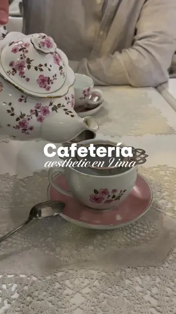 una de las cafeterías mas aesthetics a las que he ido!! volveré definitivamente 