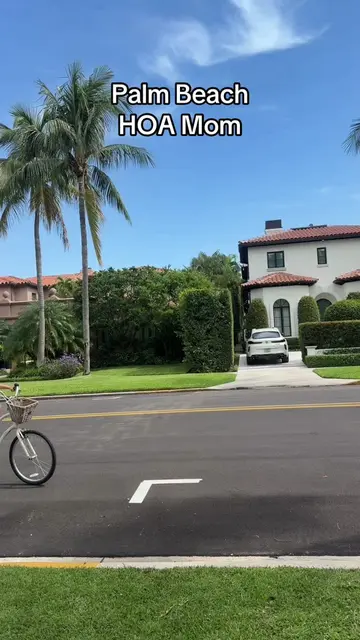 We love her 🤣🌴✨ #palmbeach #mom #hoa #comedy #fyp 