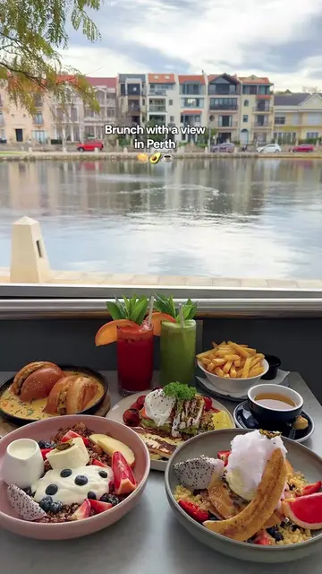 Brunch with a view in Perth 🥞☕️🥑 What are you eating first? 📍Location in the 