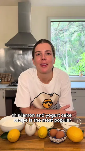 It’s been 1 year since I first posted this lemon and yogurt cake recipe 🍋❤️ it’