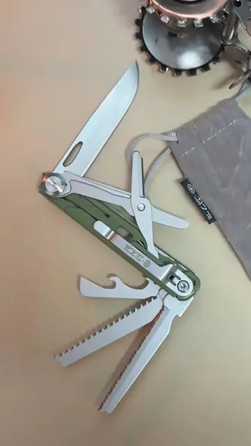 10-in-1 MT-18 EDC tool: blade, scissors, saw & breaker. Solid gear. #EDC #Campin