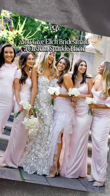 When each bridesmaid gets a blinged-out photo but the bride is still the star. #