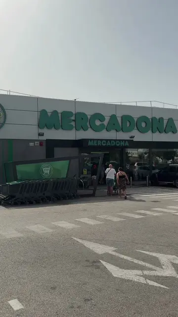 ✨ Direction Mercadona pour faire le plein de mes indispensables ! 💄🌸🧺 Entre l