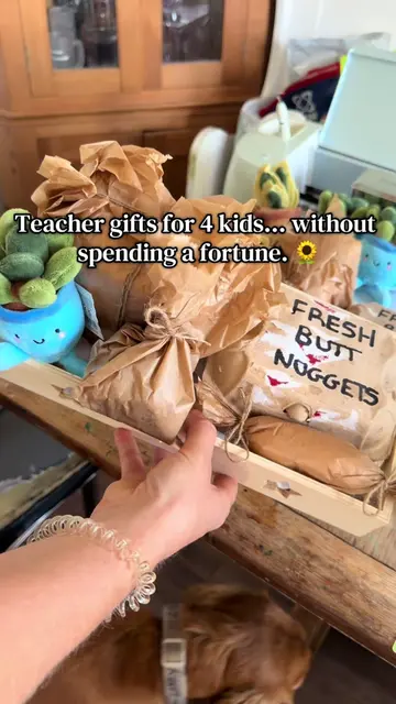 With 4 children, teacher gifts can add up quickly, so this year I decided to kee