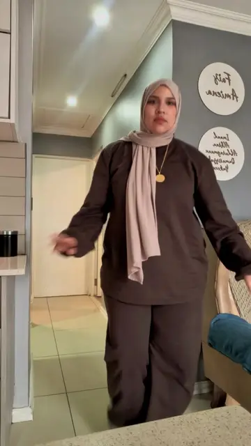 @Wardah Khanget please inbox the lady to order your fit. Comfy, cosy and trendin