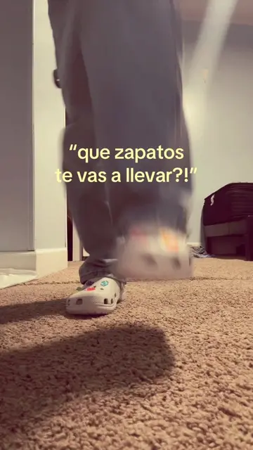 amo los crocs y ya #crocs #humor #parati #zapatos #fyp