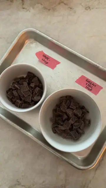 Frozen chocolate chip vs. Room temperature chocolate chip @Homemade ish #homemad