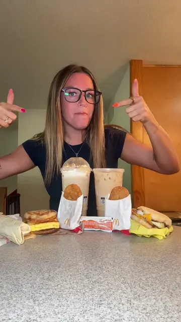 My old McDonald’s breakfast order VS my new order using the @MenuFit.app use c o
