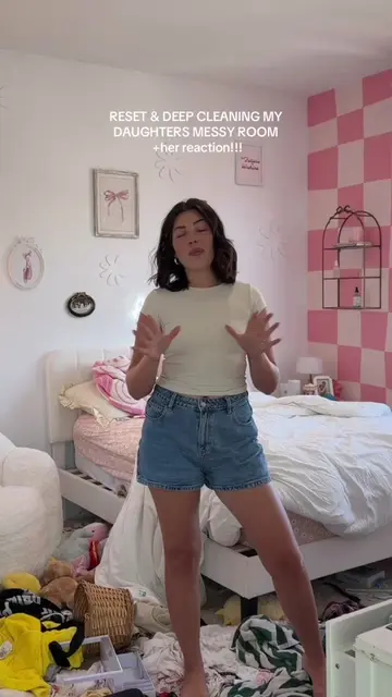 "THIS IS SO MESSY" but this is the bedroom to her childhood & mama doesn't alway
