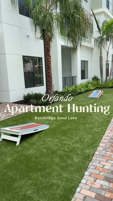 Touring the gorgeous property, Bainbridge Sand Lake !! 🏡🤩 Should I move here y