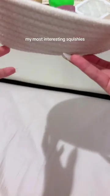 i hope you guys like today’s fidget bowl!! 😁 also PLS excuse my nails i’ve been