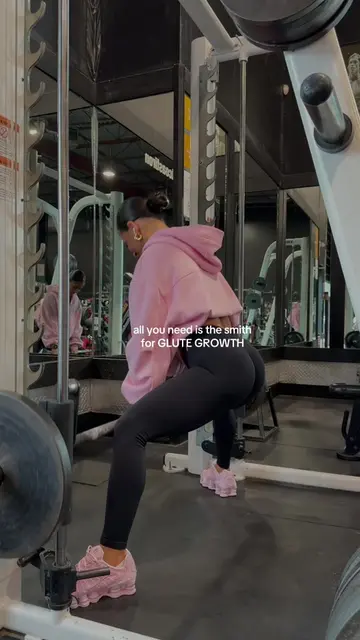 💘 @DFYNE code ‘SAYEH’ #GymTok #foryou #legday #glutes #gymgirl 