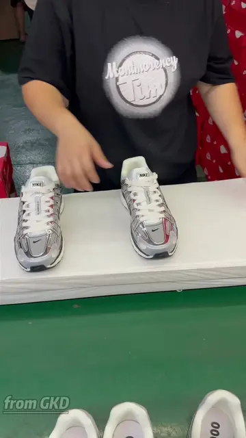 real sneaker factory shipped all over the world free QC inspection one pair can 