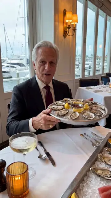 #wealth #oldmoney #seafood #wealthmindset #etiquette